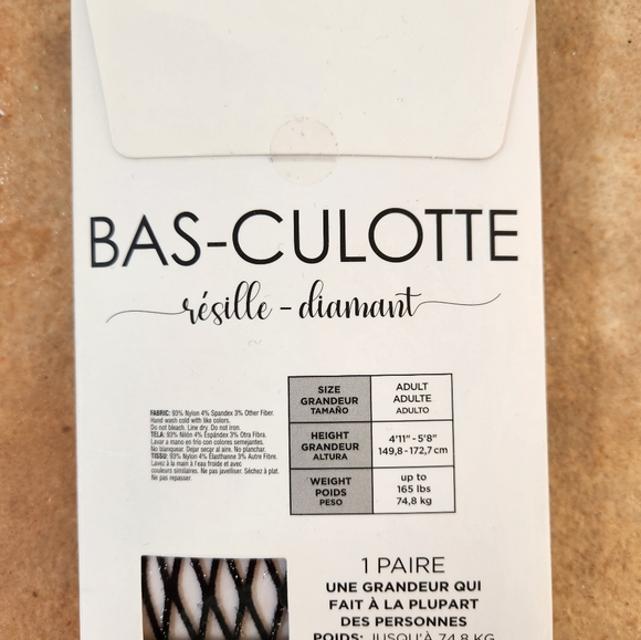 Diamond Net Stockings, New, Adult One size - Picture 3 of 3